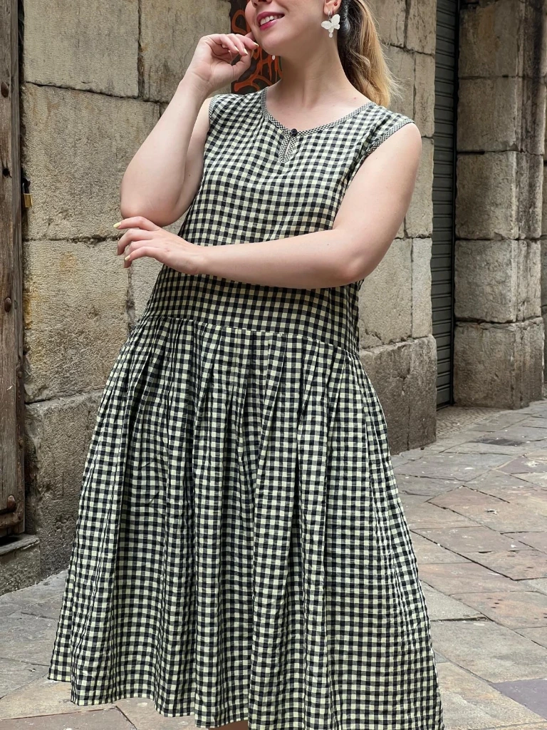 [57C7-W5849 NEGRO] VESTIDO CUADROS