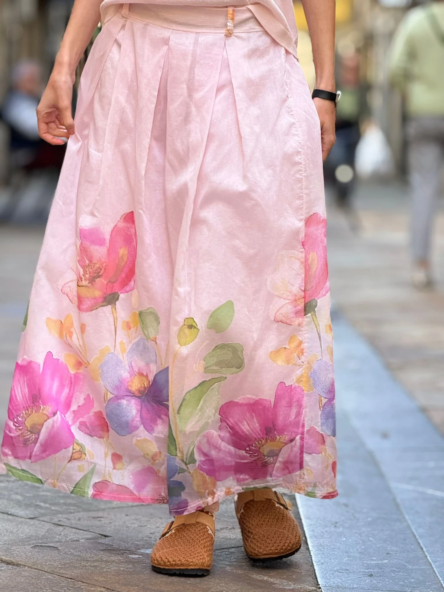 [57C6-A7358-Q71-ROSA] FALDA