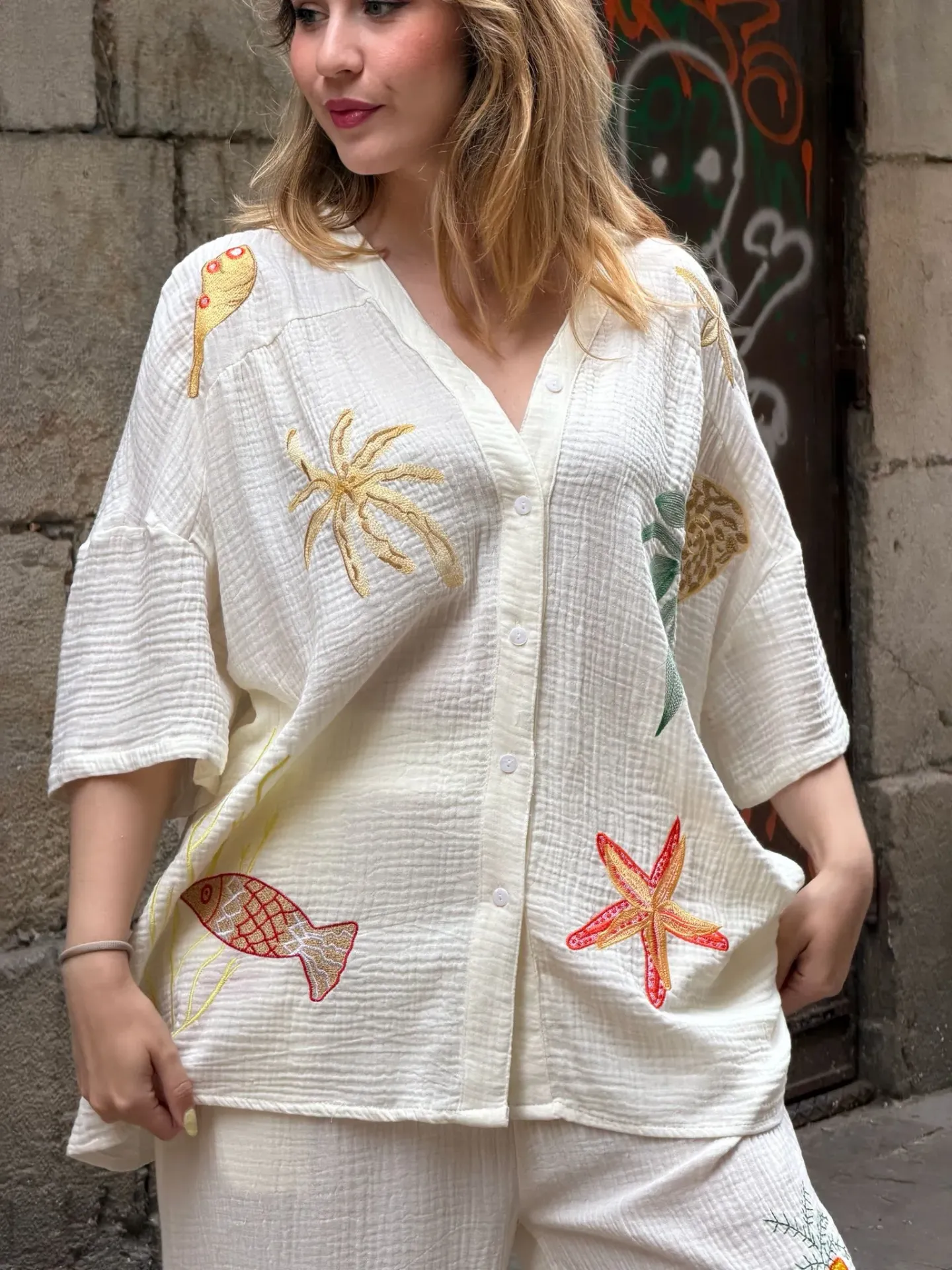 [58C2-B21076L-BEI] Blusa Playa